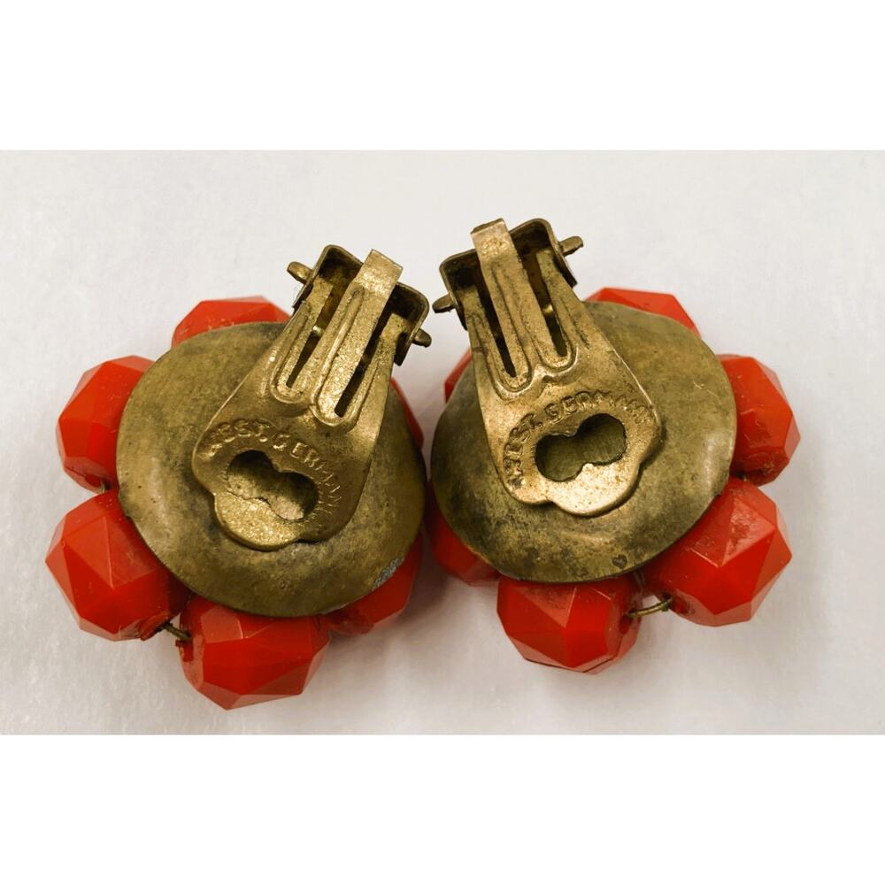 1950s Signed West Germany Red Glass Cluster Clip-On Earrings - Picture 3 of 4